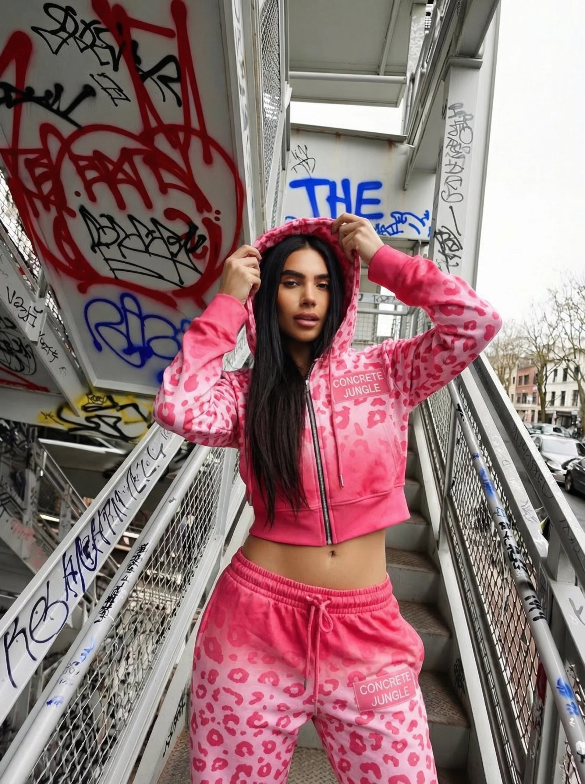 Concretejungle Pink Leopard cropped 🐆 sweatsuit
