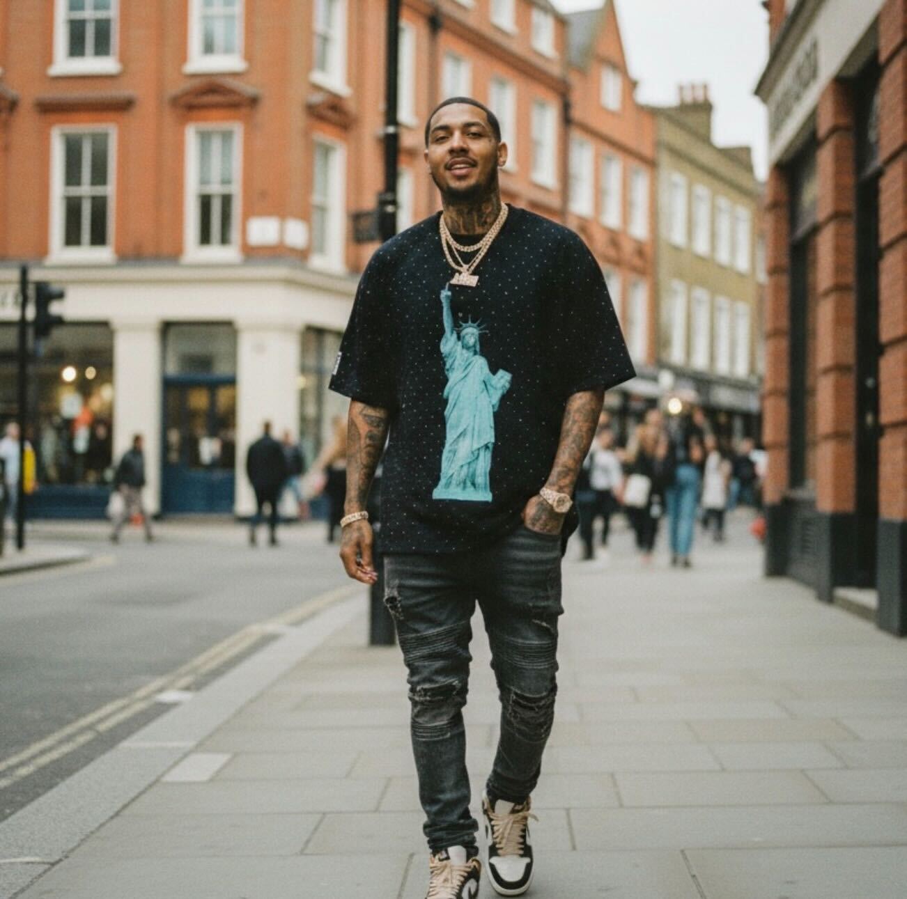 Statue of Liberty - Rhinestone Distressed Tee